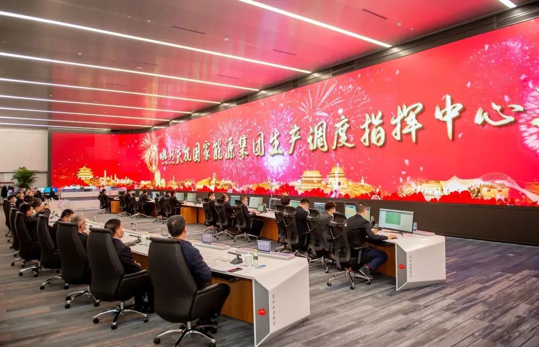 接受领导人检阅 | 金年金字招牌(jinnian)今年会今年会智能显示助力紫金山实验室展现强劲创新力